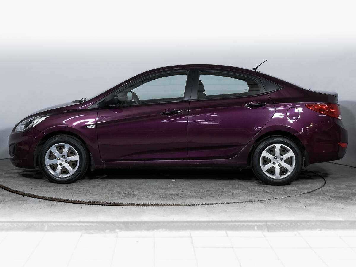 Hyundai Solaris с пробегом — 2014 год. Фото: #7