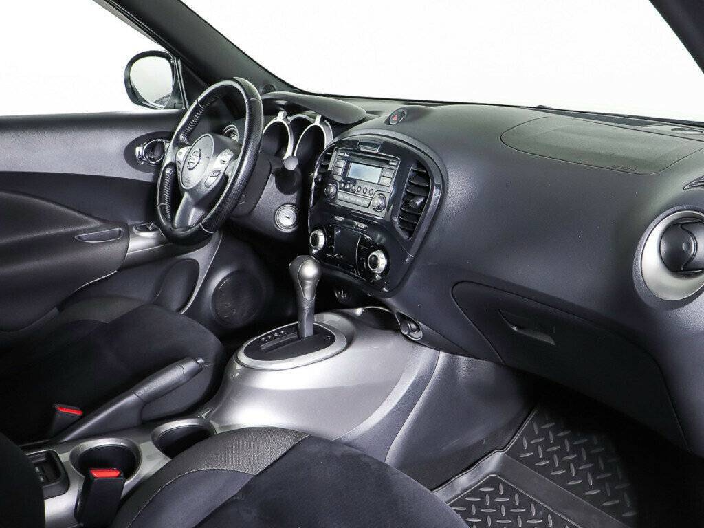 Nissan Juke с пробегом — 2012 год. Фото: #9