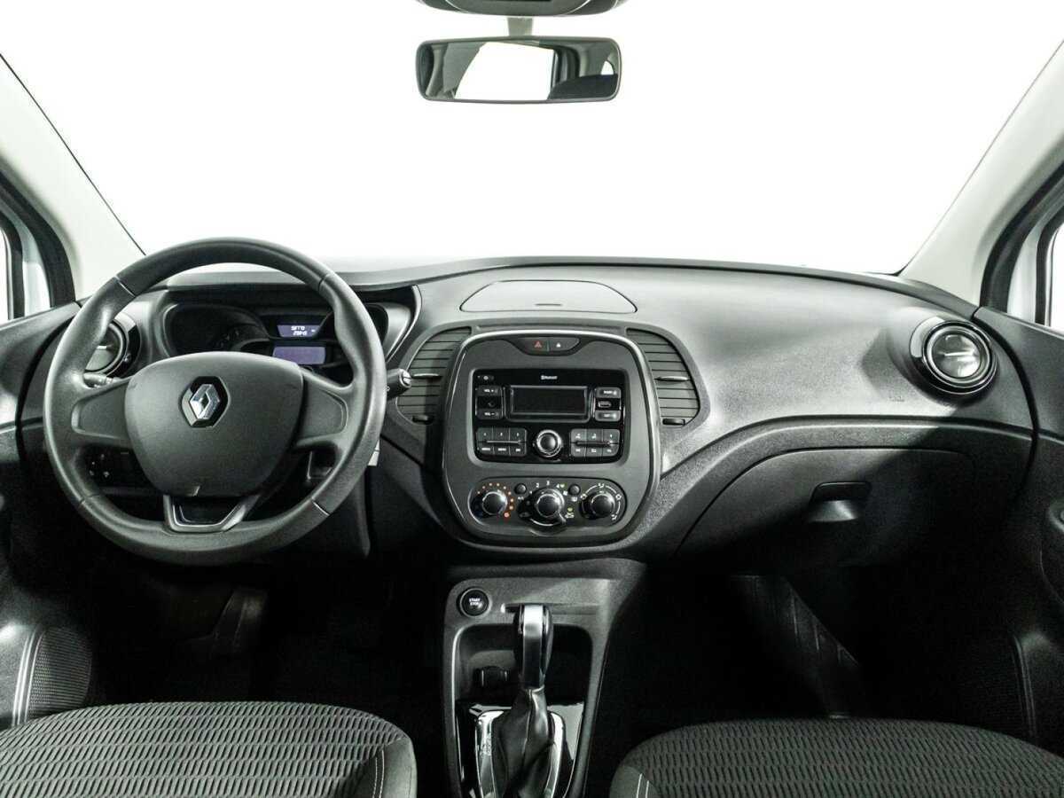 Renault Kaptur с пробегом — 2018 год. Фото: #12