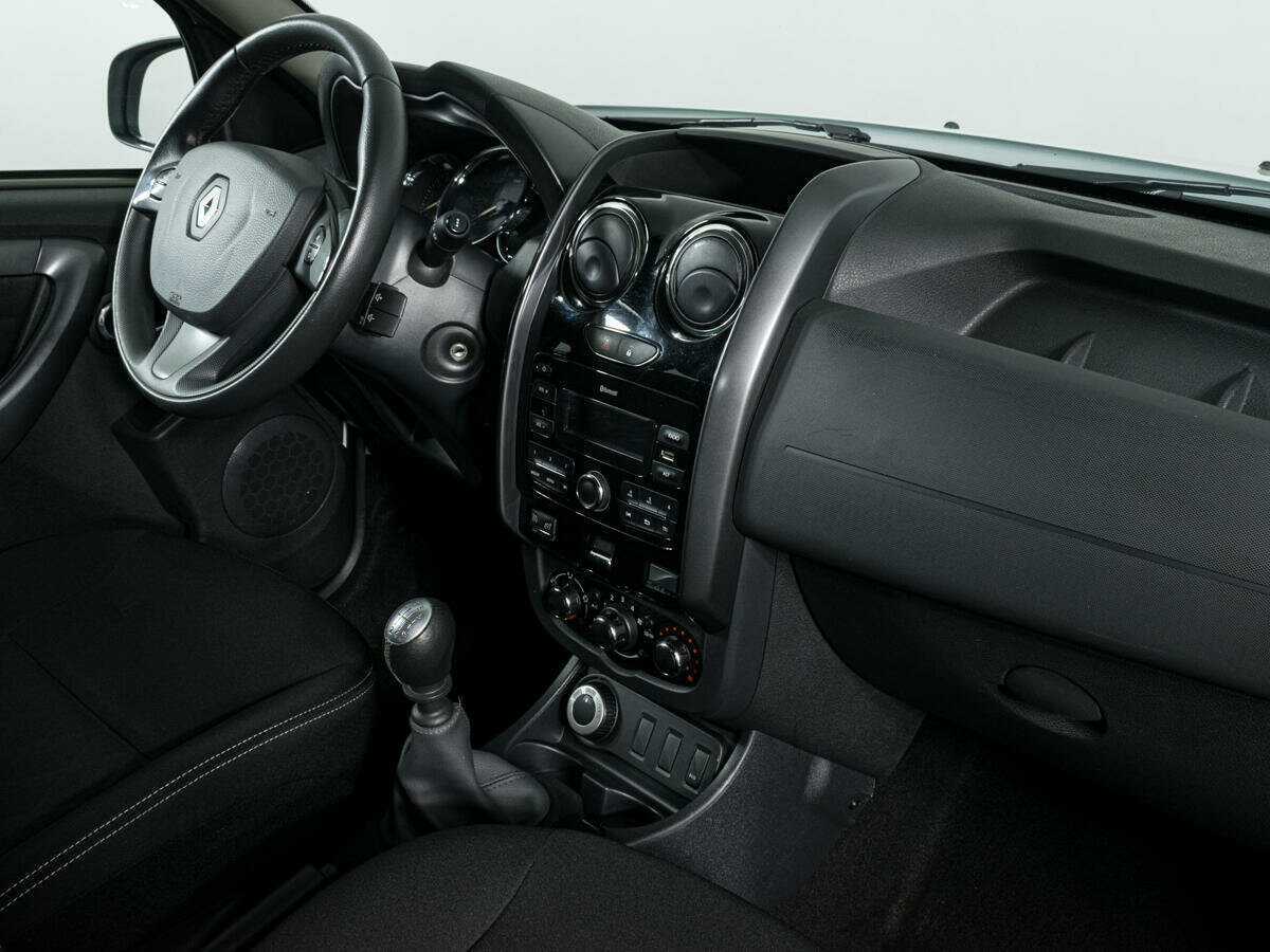 Renault Duster с пробегом — 2017 год. Фото: #9