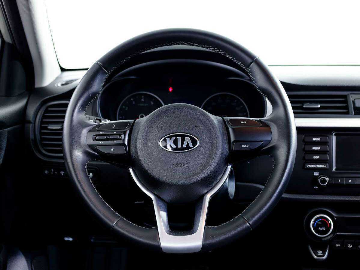 Kia Rio с пробегом — 2019 год. Фото: #18