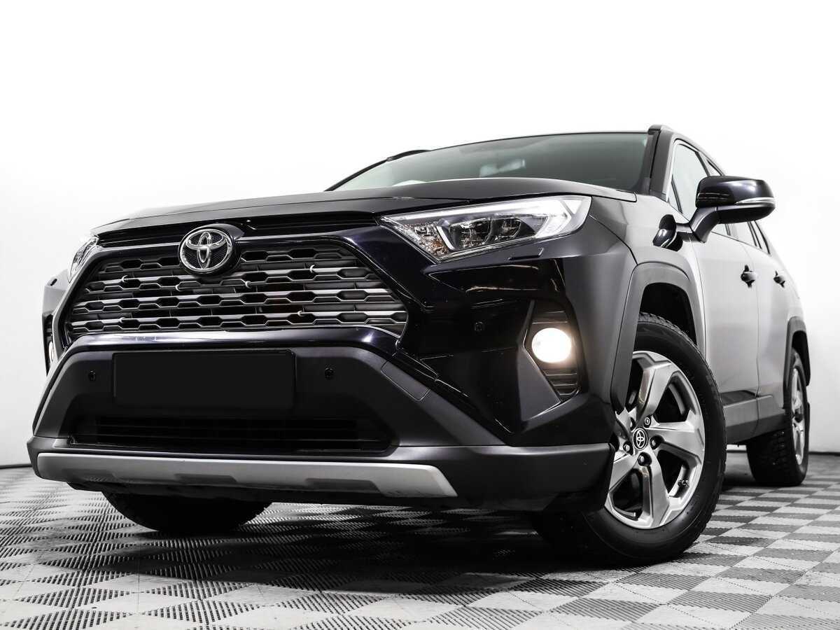 Toyota RAV4 с пробегом — 2020 год. Фото: #16