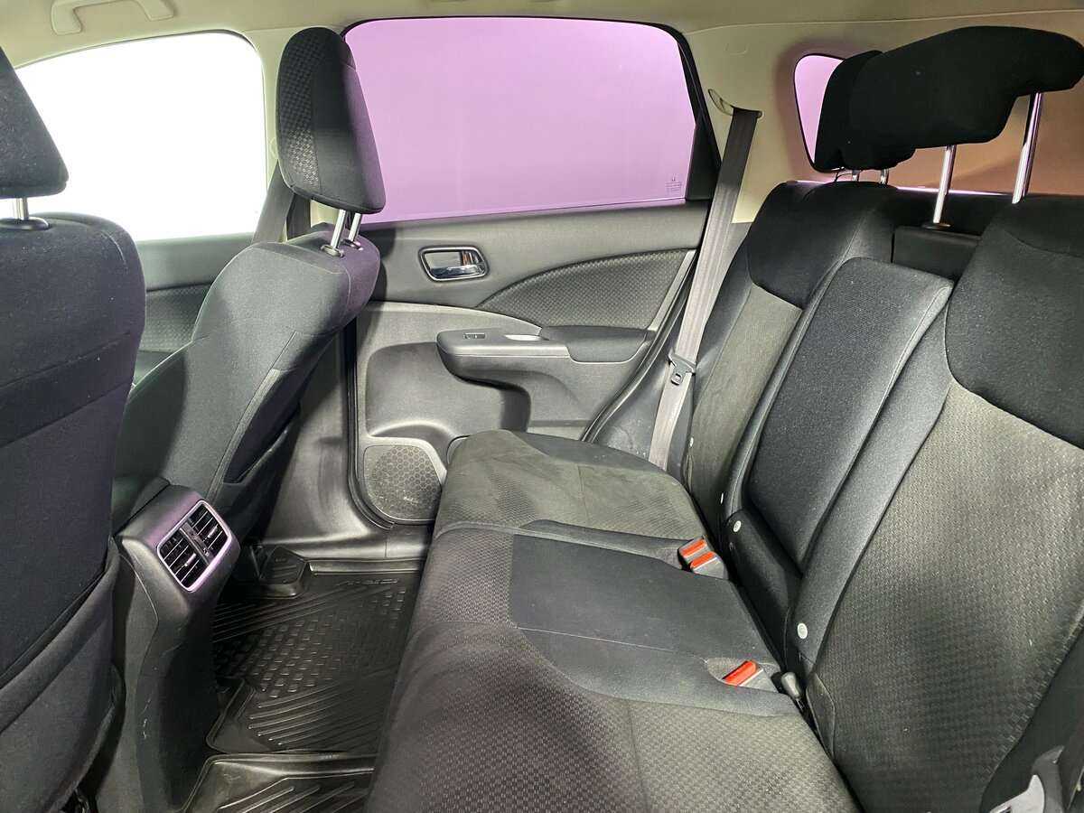 Honda CR-V с пробегом — 2015 год. Фото: #11