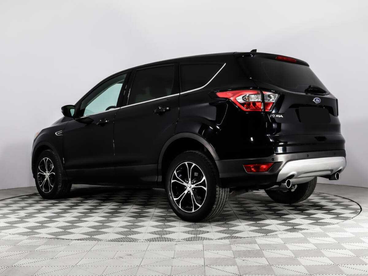 Ford Kuga с пробегом — 2017 год. Фото: #5