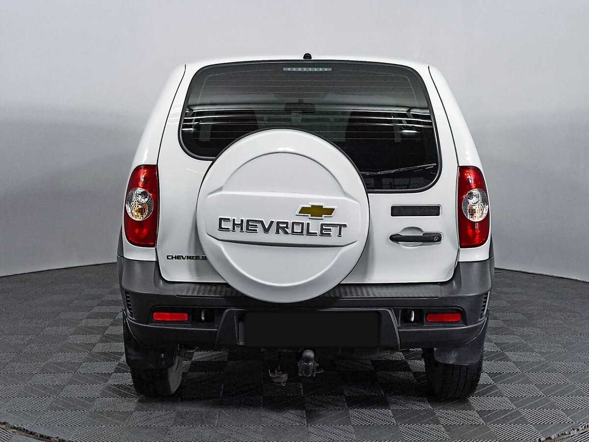 Chevrolet Niva с пробегом — 2016 год. Фото: #4
