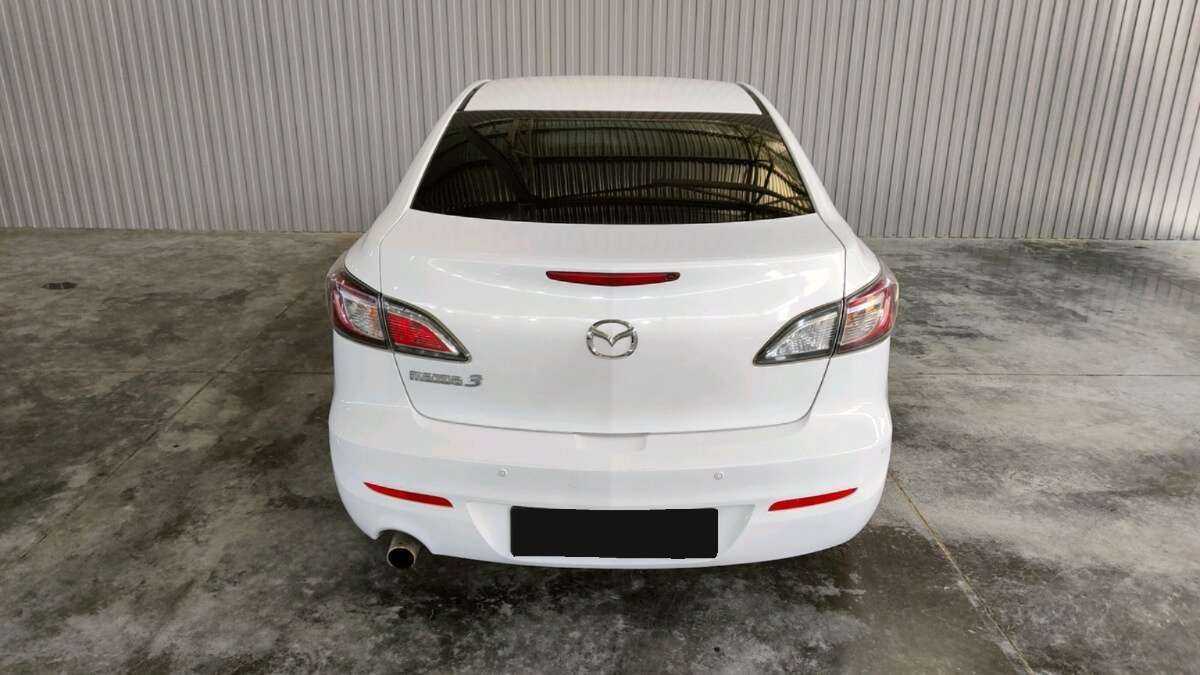 Mazda 3 с пробегом — 2012 год. Фото: #5