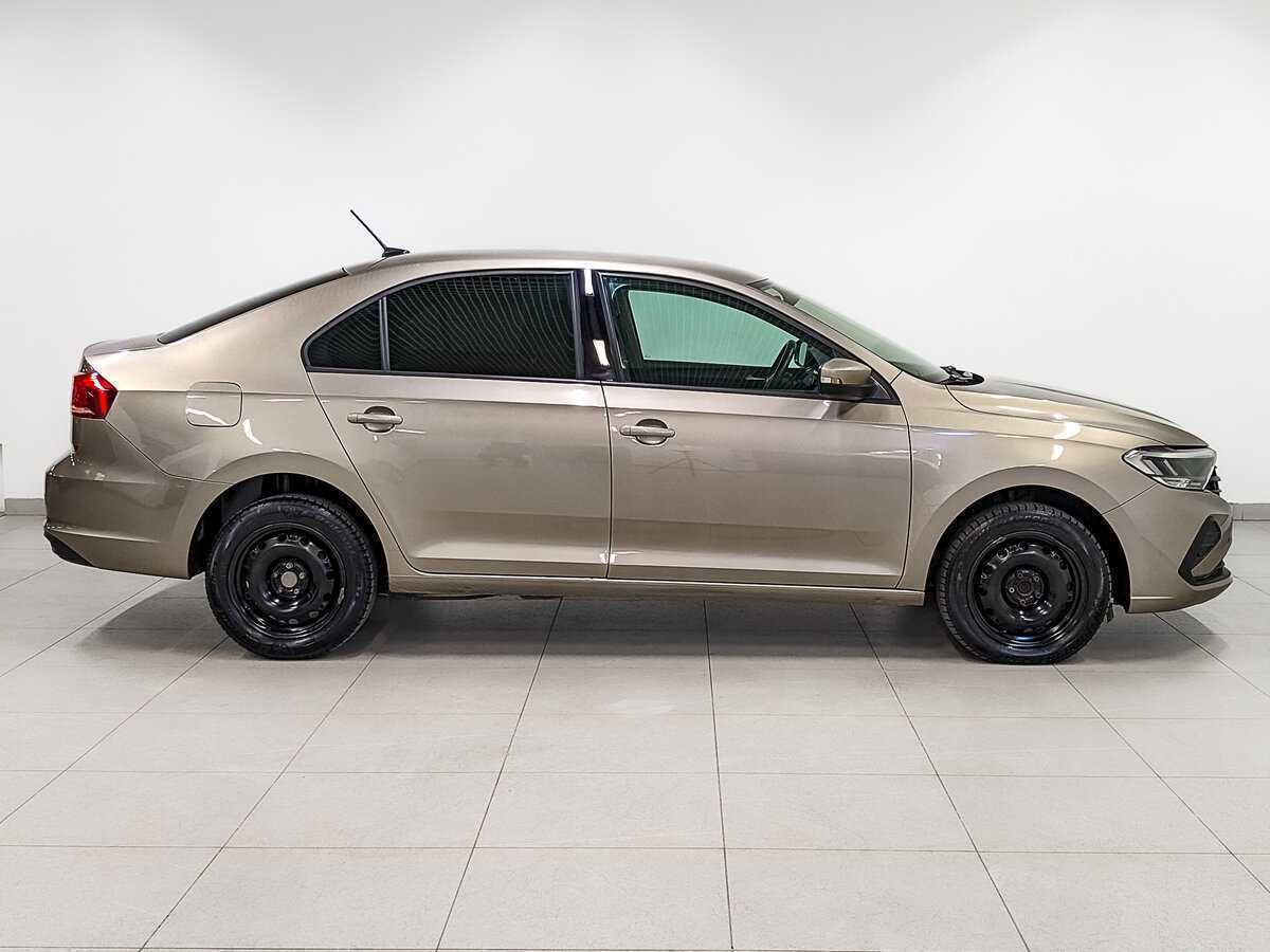 Volkswagen Polo с пробегом — 2021 год. Фото: #3