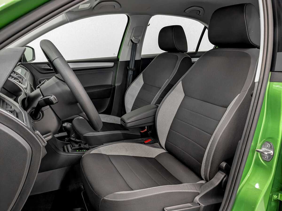 Skoda Rapid с пробегом — 2018 год. Фото: #17
