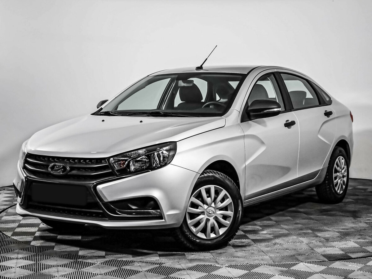 Lada (ВАЗ) Vesta с пробегом — 2018 год. Посмотреть фото