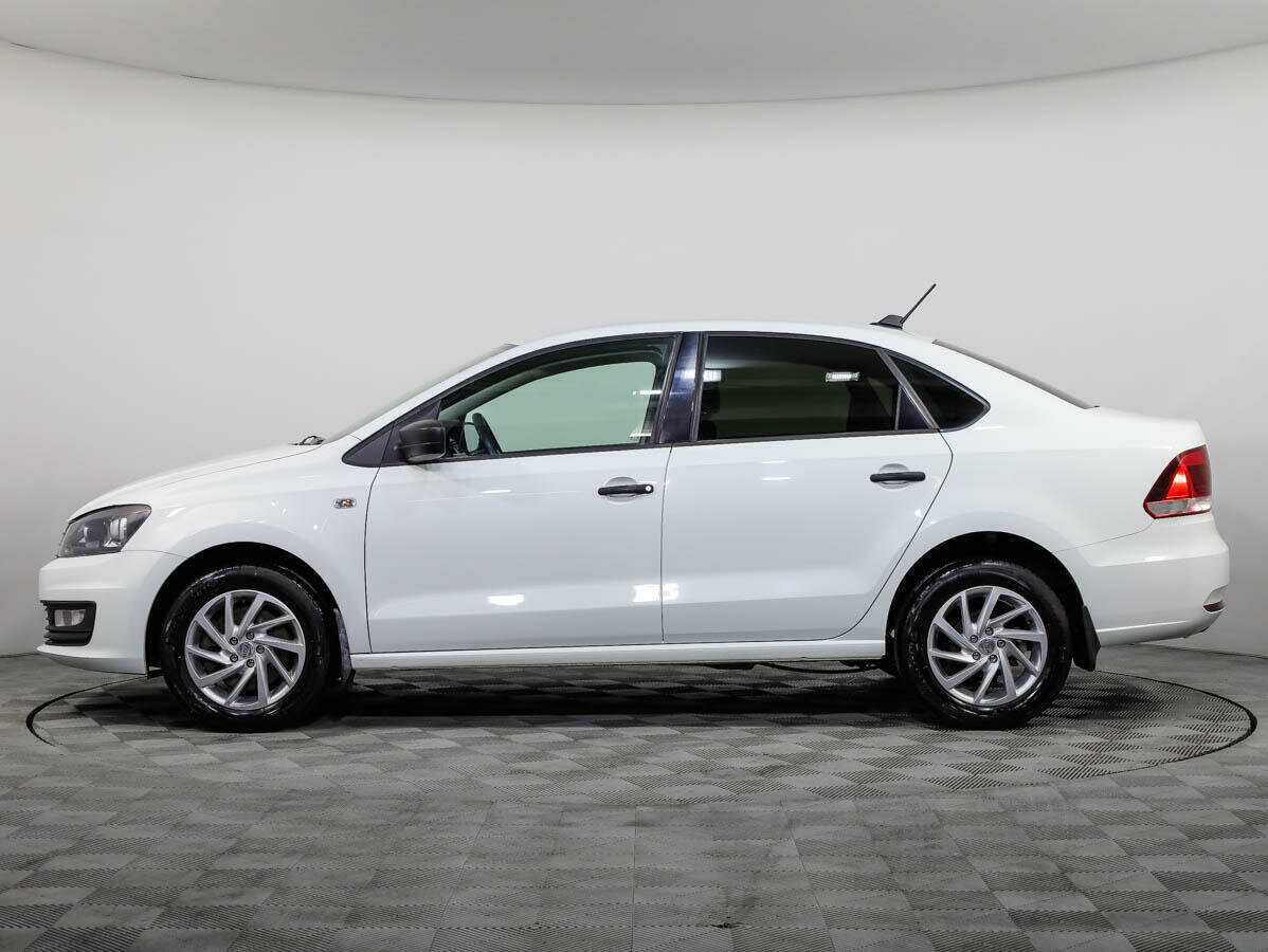 Volkswagen Polo с пробегом — 2017 год. Фото: #6