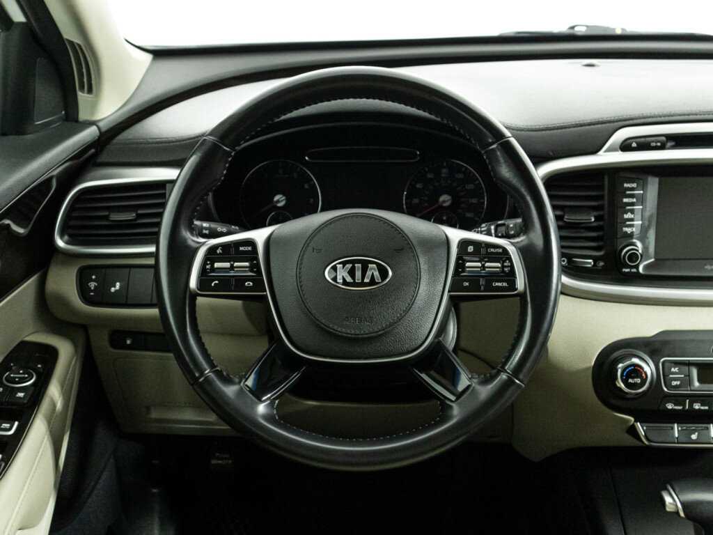 Kia Sorento с пробегом — 2019 год. Фото: #19