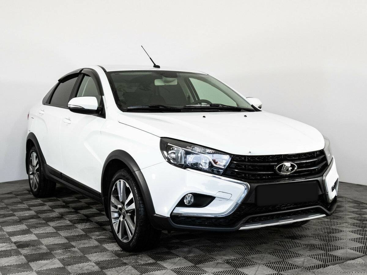 Lada (ВАЗ) Vesta с пробегом — 2018 год. Фото: #2