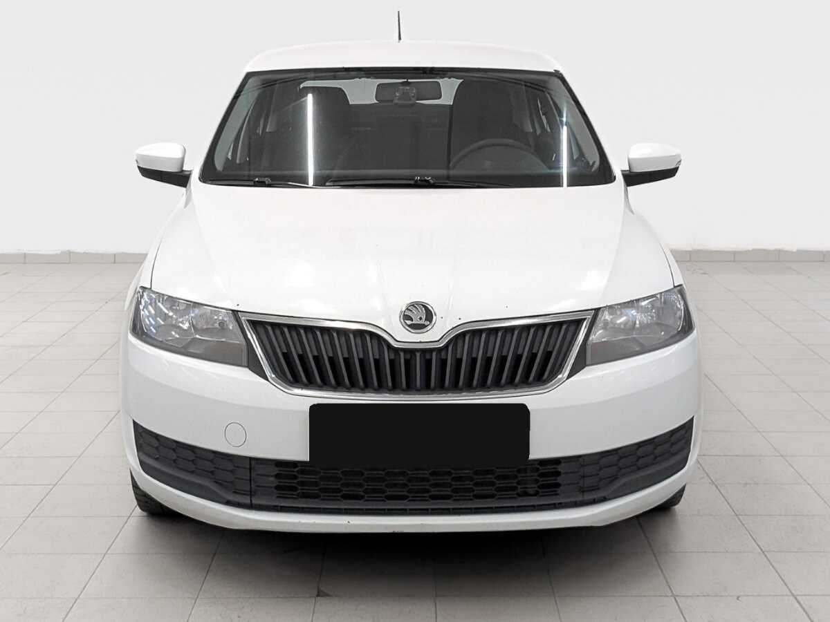 Skoda Rapid с пробегом — 2017 год. Фото: #1