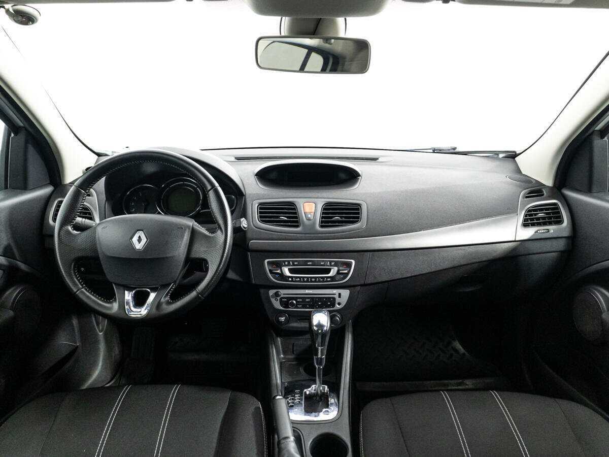 Renault Megane с пробегом — 2014 год. Фото: #12