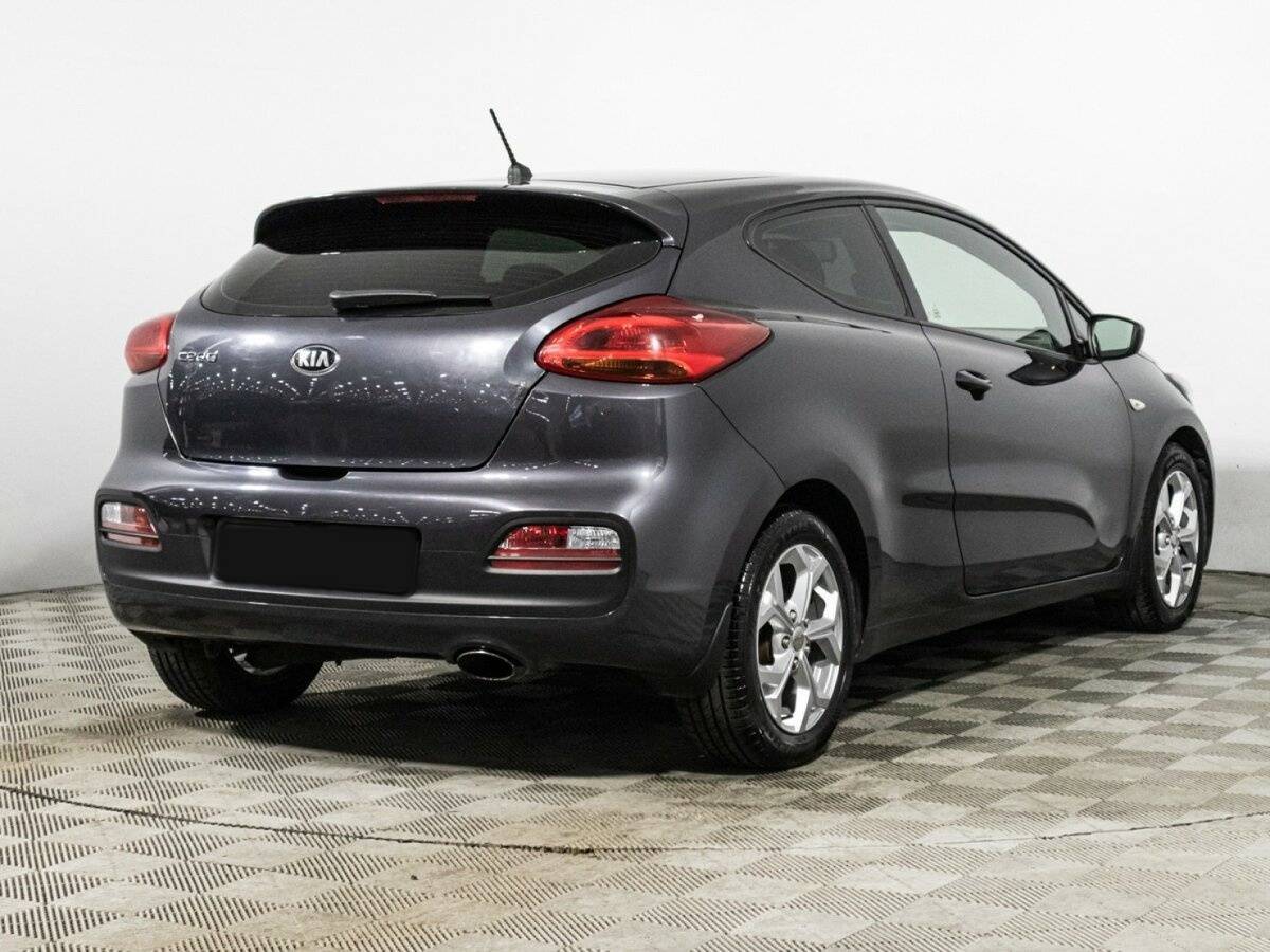 Kia Ceed с пробегом — 2015 год. Фото: #4