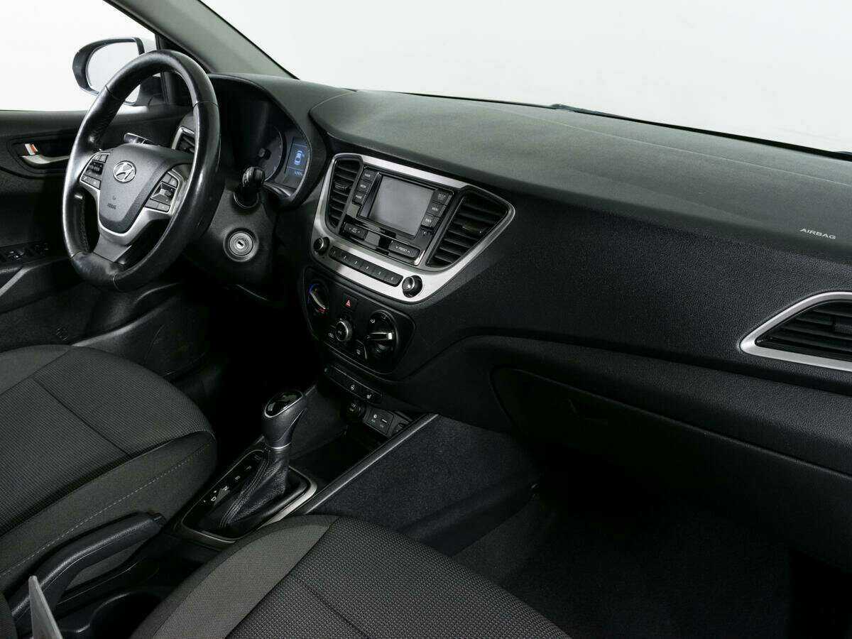 Hyundai Solaris с пробегом — 2018 год. Фото: #5