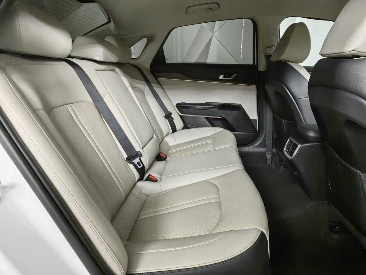 Kia K5 с пробегом — 2020 год. Фото: #11