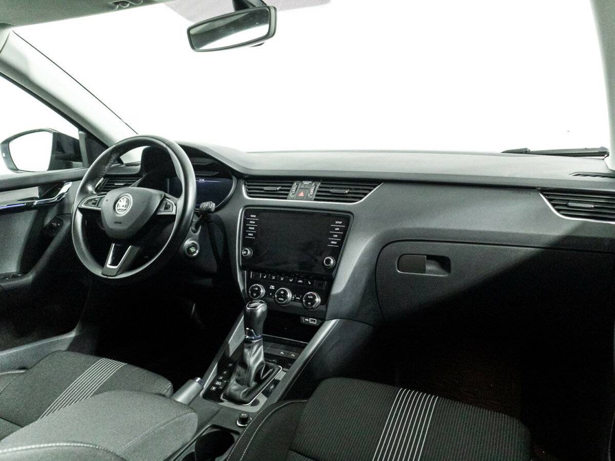 Skoda Octavia с пробегом — 2020 год. Фото: #8