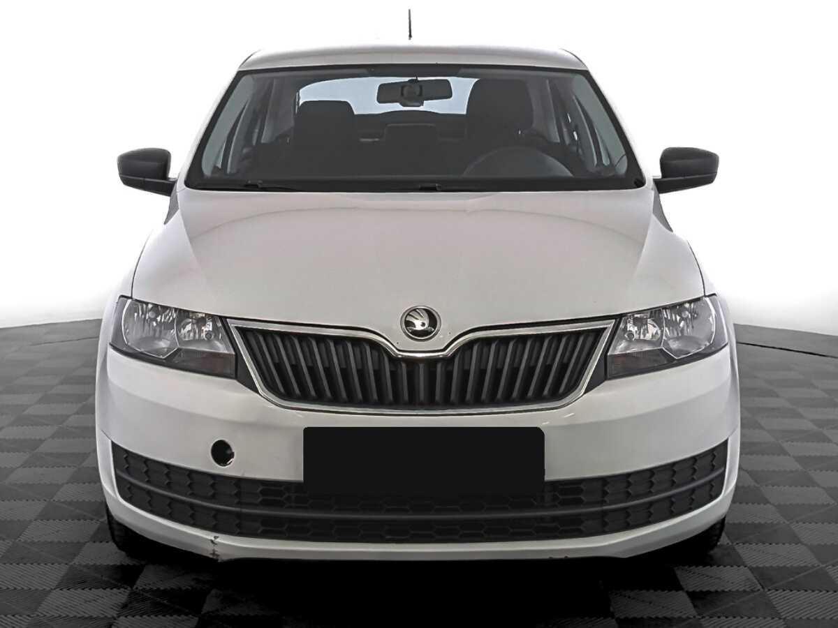 Skoda Rapid с пробегом — 2017 год. Фото: #1