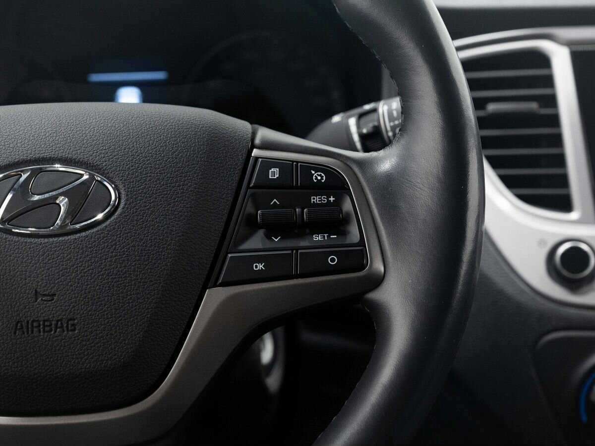 Hyundai Solaris с пробегом — 2018 год. Фото: #17