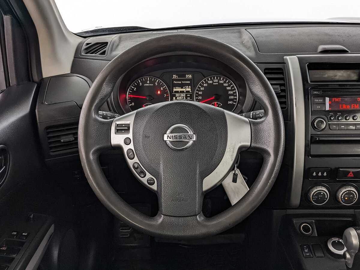 Nissan X-Trail с пробегом — 2013 год. Фото: #16
