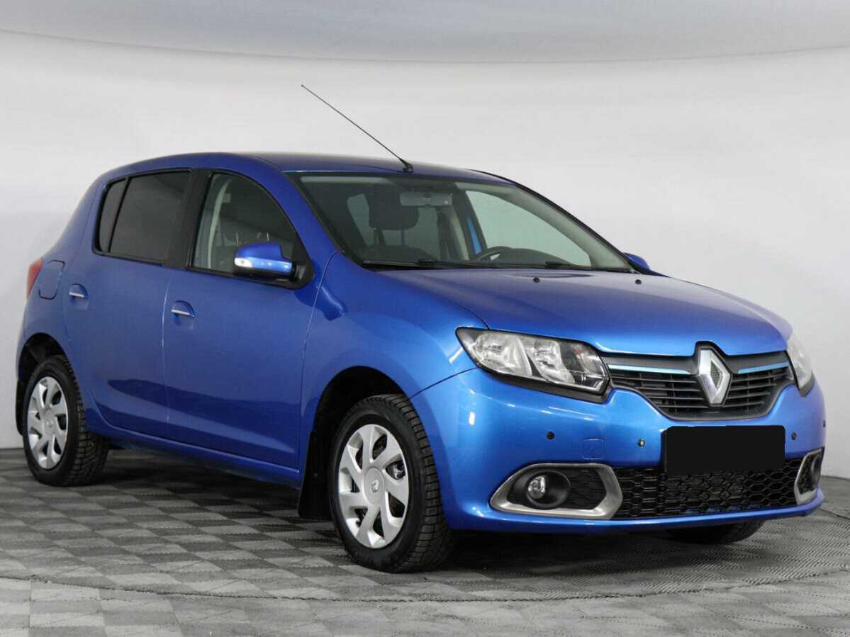 Renault Sandero с пробегом — 2016 год. Фото: #2