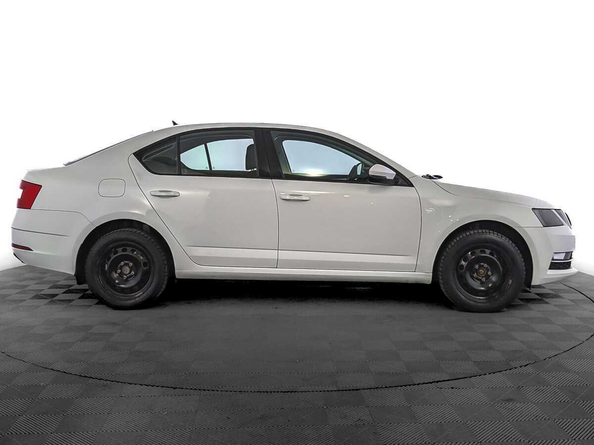 Skoda Octavia с пробегом — 2019 год. Фото: #3