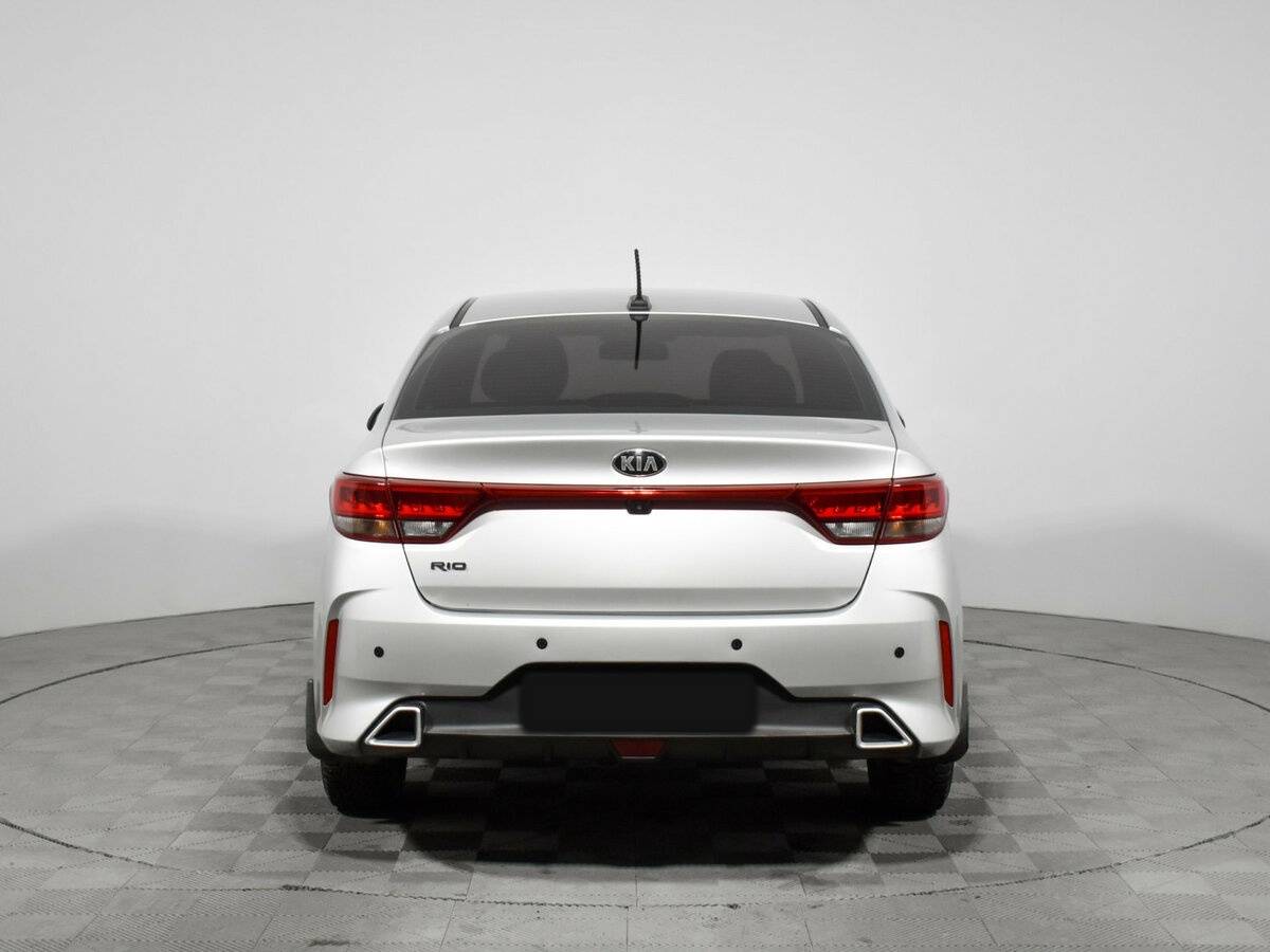 Kia Rio с пробегом — 2020 год. Фото: #5