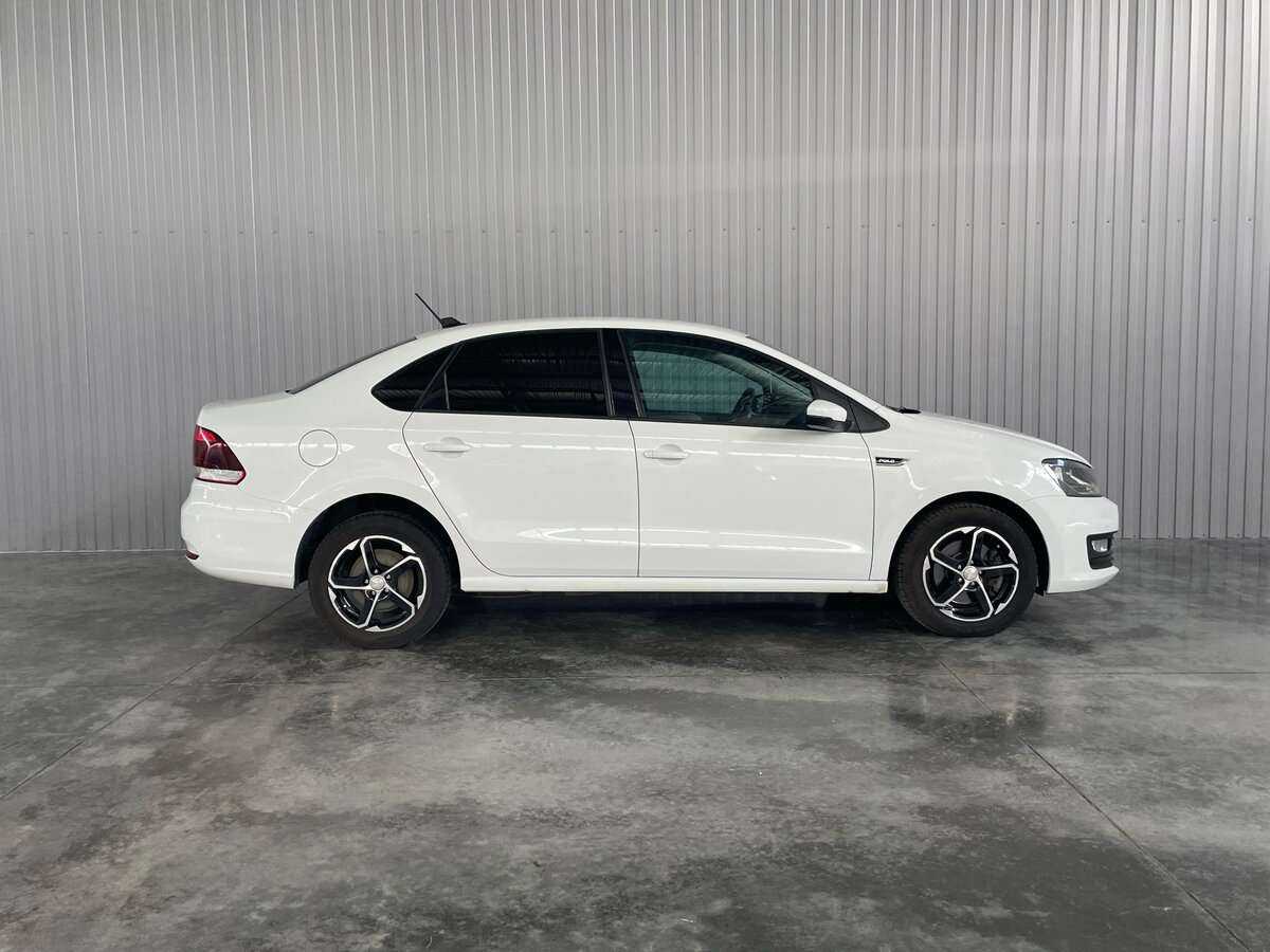 Volkswagen Polo с пробегом — 2018 год. Фото: #3