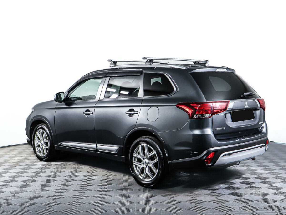 Mitsubishi Outlander с пробегом — 2020 год. Фото: #5