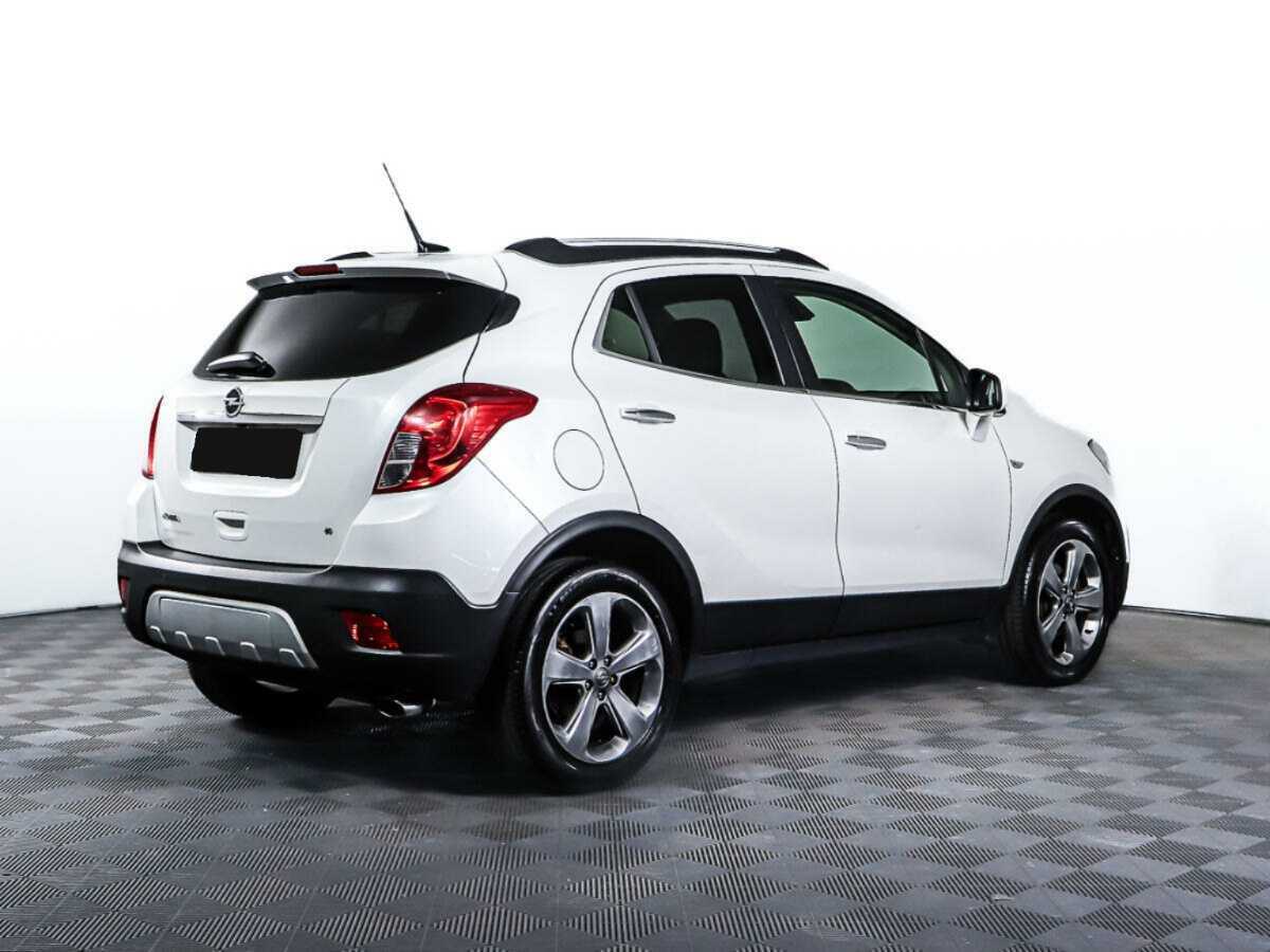 Opel Mokka с пробегом — 2012 год. Фото: #4