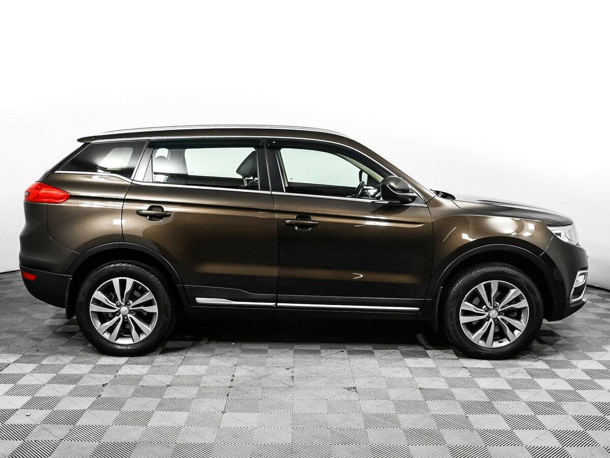 Geely Atlas с пробегом — 2019 год. Фото: #3