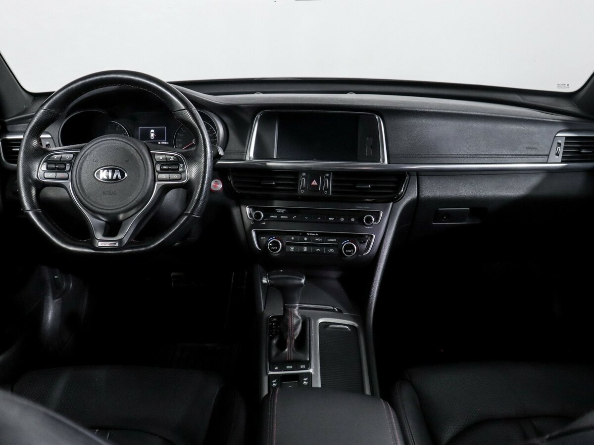 Kia Optima с пробегом — 2016 год. Фото: #9