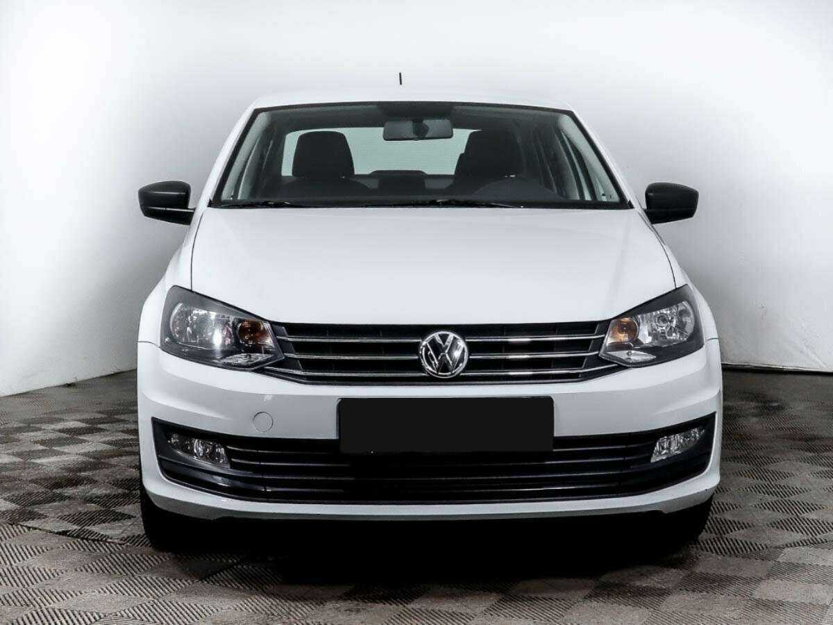 Volkswagen Polo с пробегом — 2015 год. Фото: #1