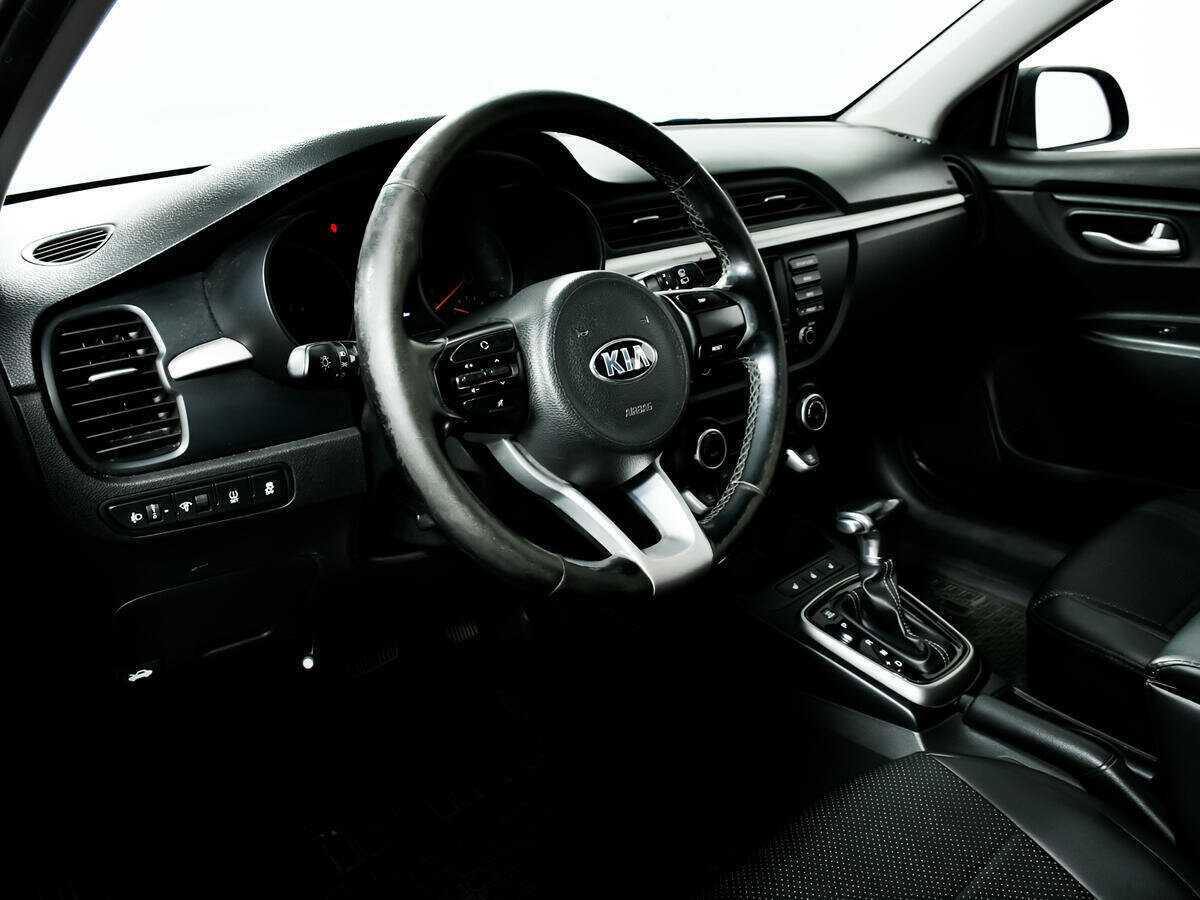 Kia Rio с пробегом — 2018 год. Фото: #12
