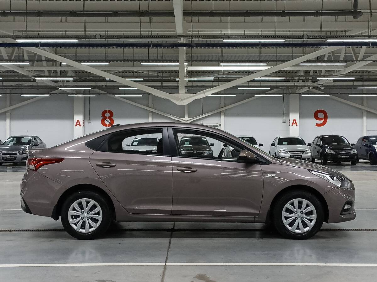 Hyundai Solaris с пробегом — 2019 год. Фото: #3