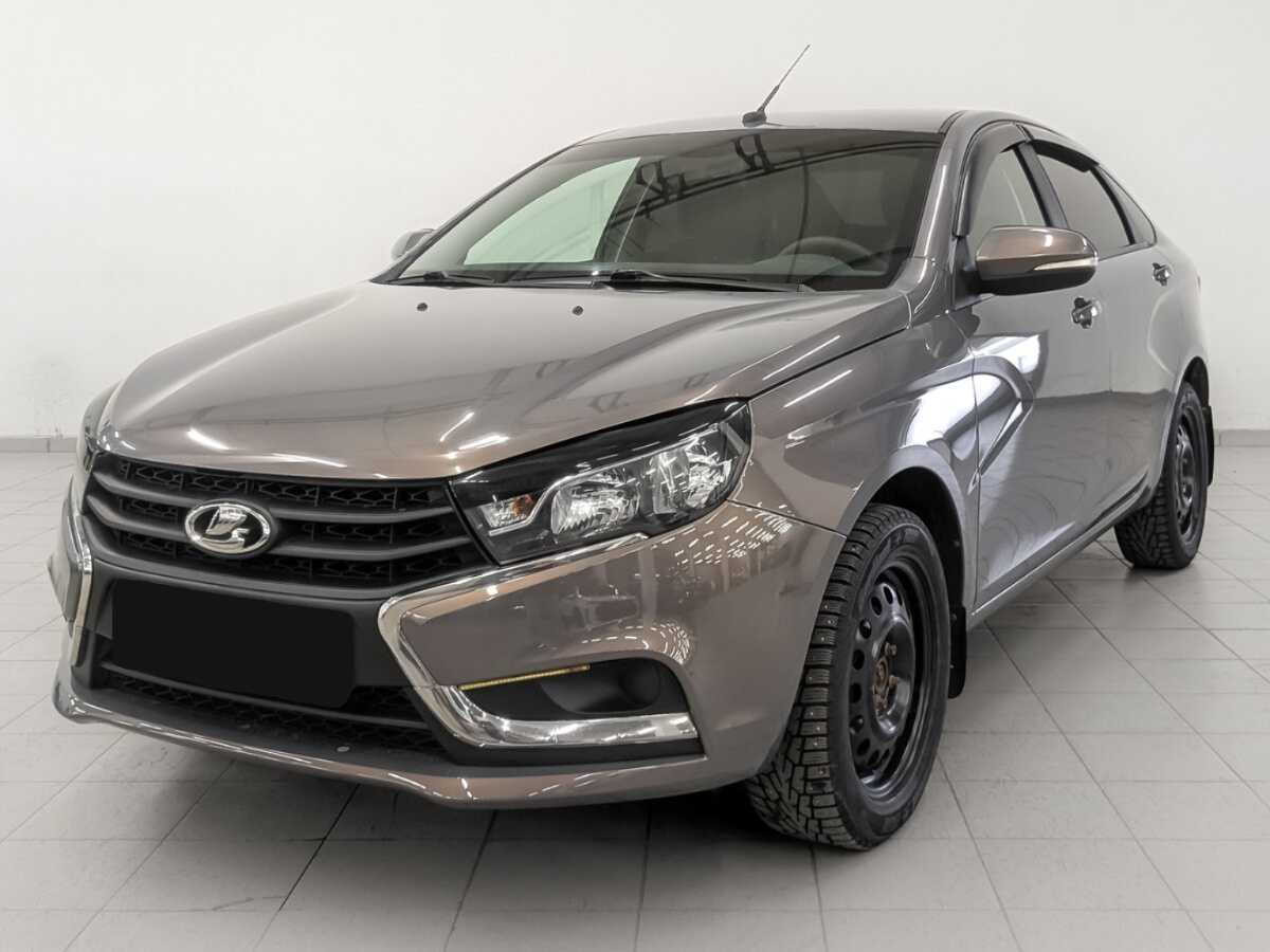 Lada (ВАЗ) Vesta с пробегом — 2017 год. Посмотреть фото