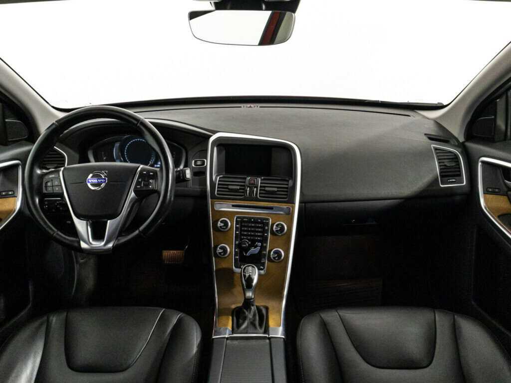 Volvo XC60 с пробегом — 2014 год. Фото: #12
