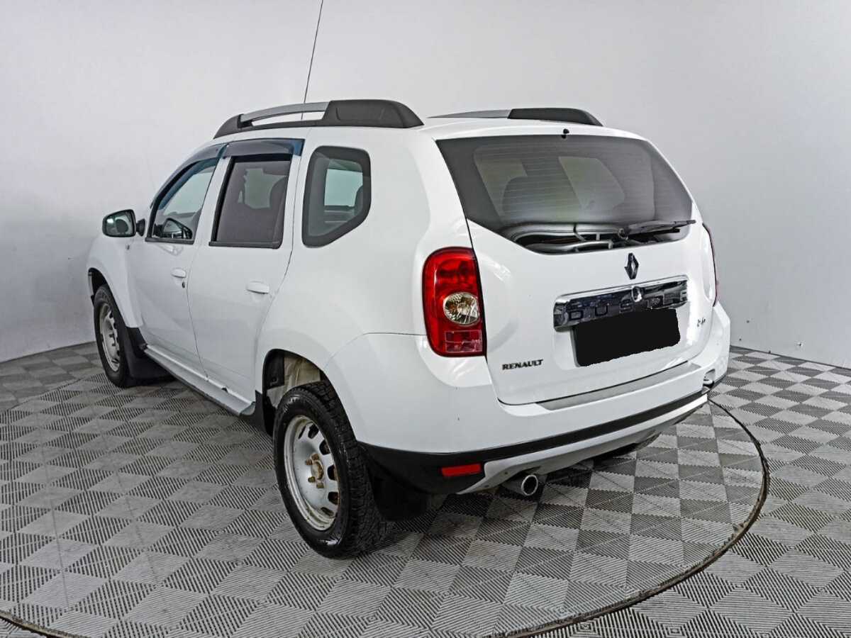 Renault Duster с пробегом — 2012 год. Фото: #6