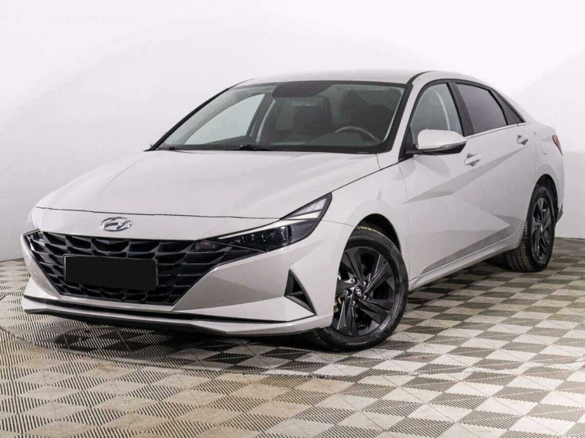 Hyundai Elantra с пробегом — 2021 год. Фото: #0
