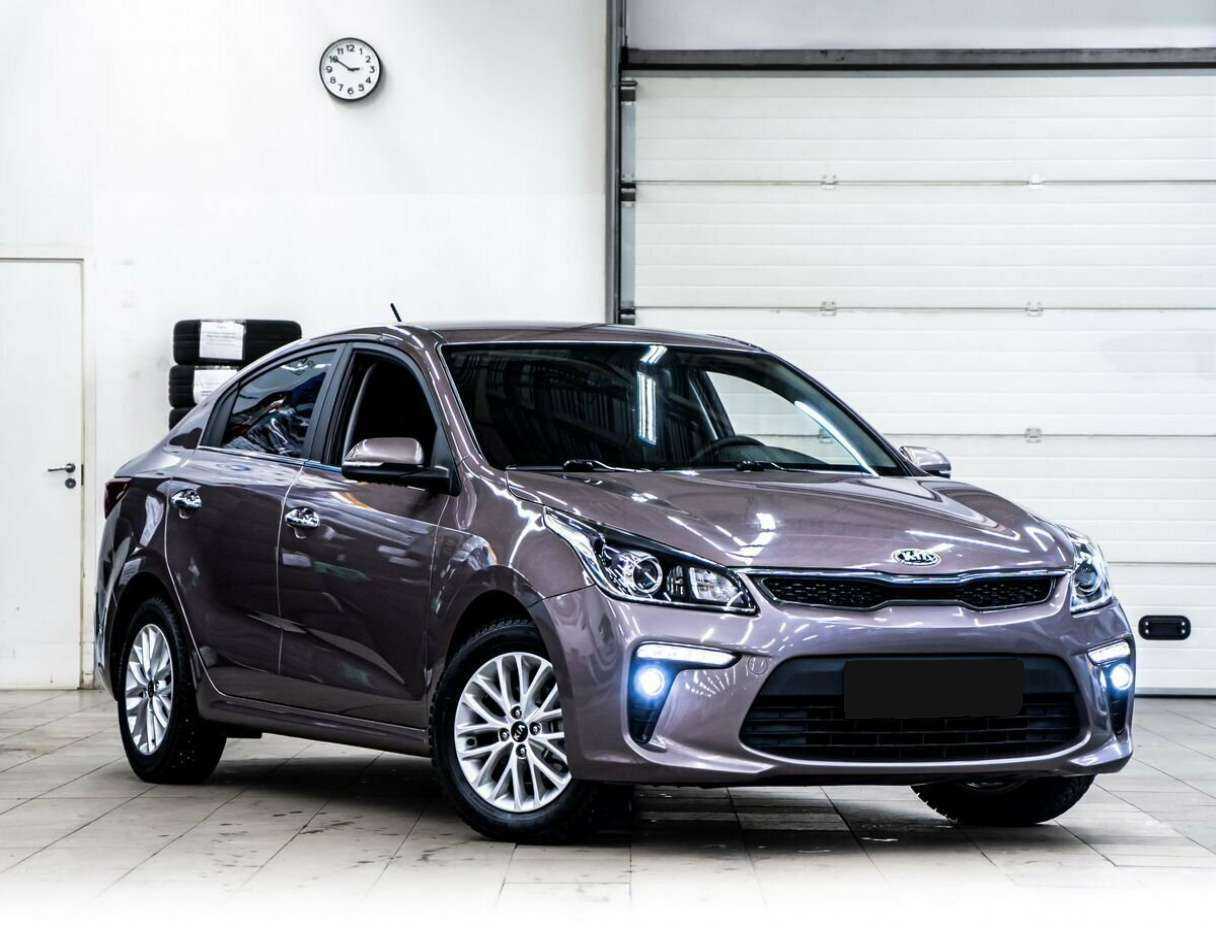 Kia Rio с пробегом — 2018 год. Фото: #1