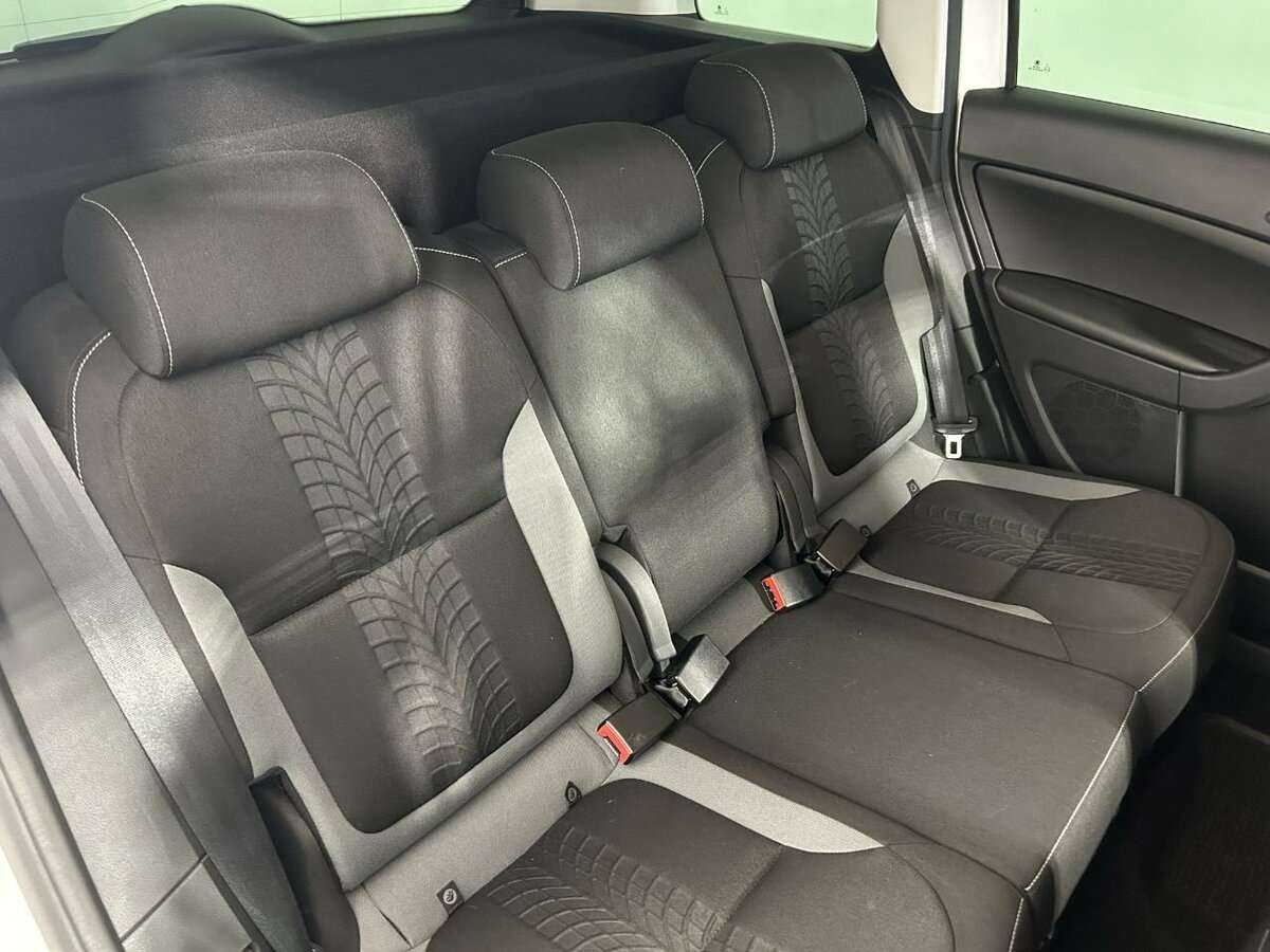 Skoda Yeti с пробегом — 2017 год. Фото: #14