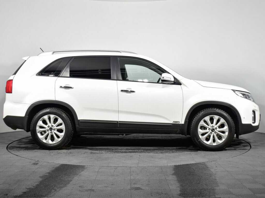 Kia Sorento с пробегом — 2017 год. Фото: #3