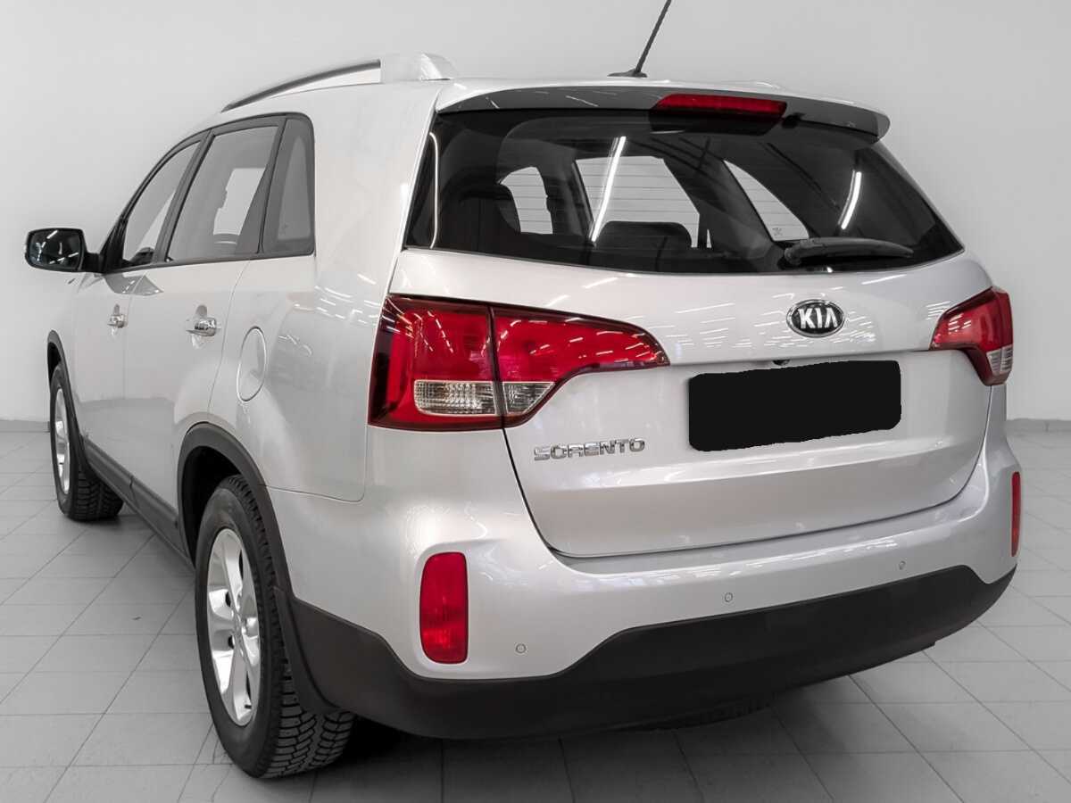 Kia Sorento с пробегом — 2017 год. Фото: #6