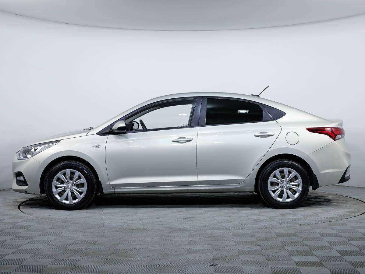 Hyundai Solaris с пробегом — 2017 год. Фото: #6