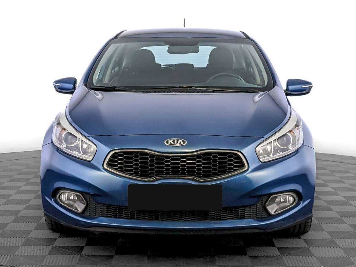 Kia Ceed с пробегом — 2012 год. Фото: #1