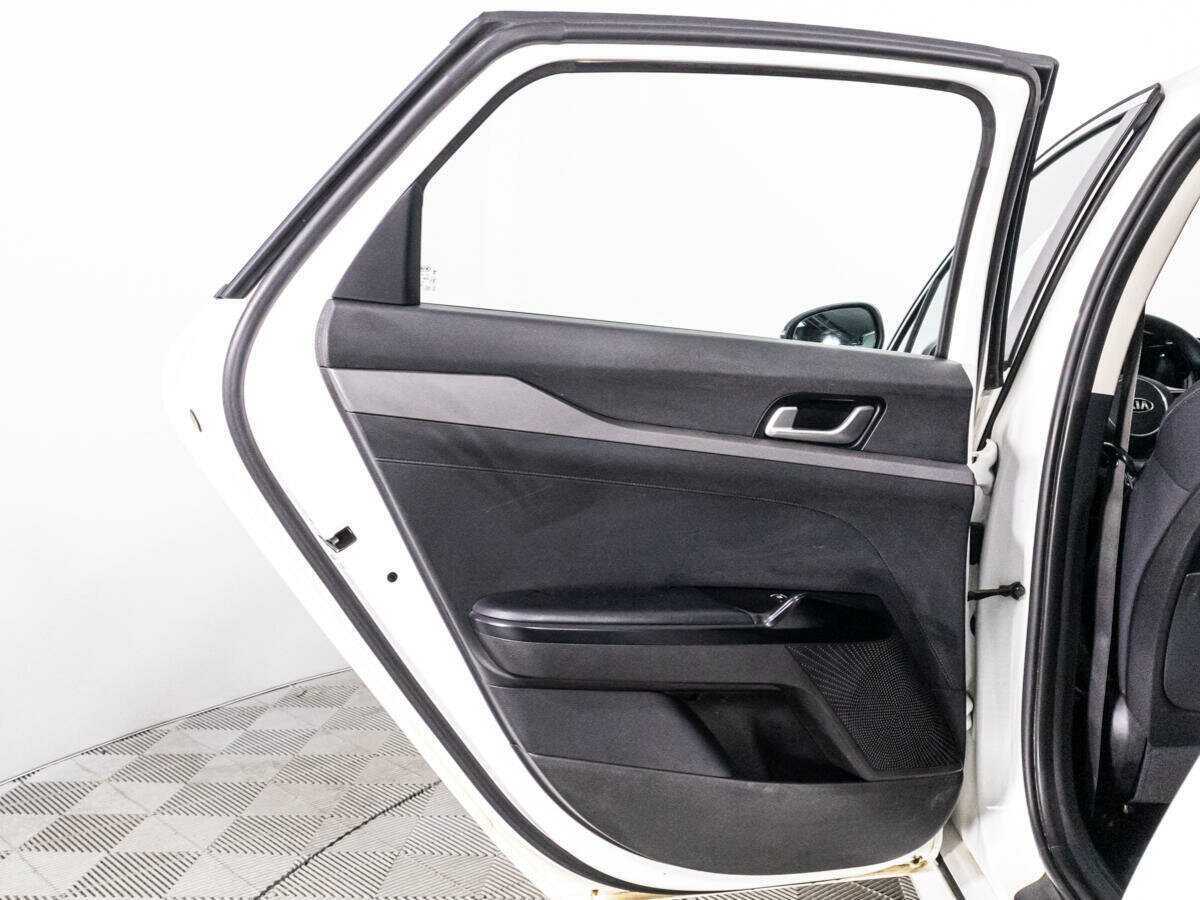 Kia K5 с пробегом — 2020 год. Фото: #25