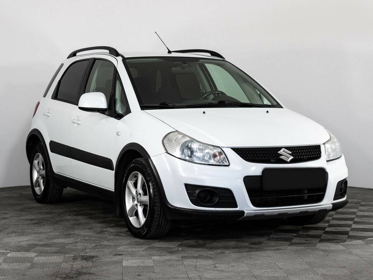 Suzuki SX4 с пробегом — 2012 год. Фото: #2