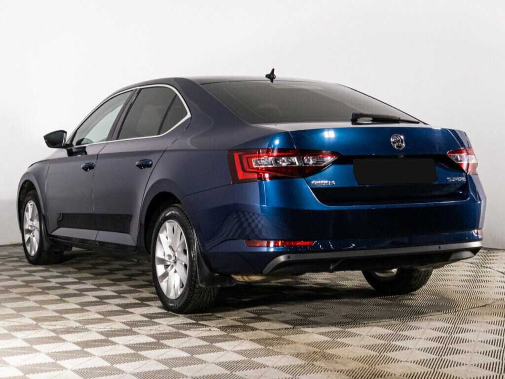 Skoda Superb с пробегом — 2018 год. Фото: #6