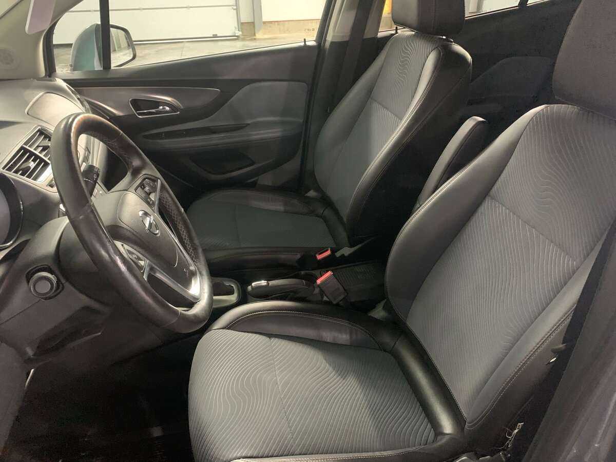 Opel Mokka с пробегом — 2014 год. Фото: #9